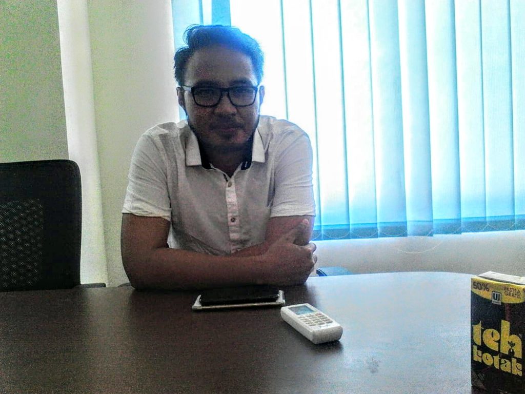 BBM Langka di Sejumlah SPBU di Kendari