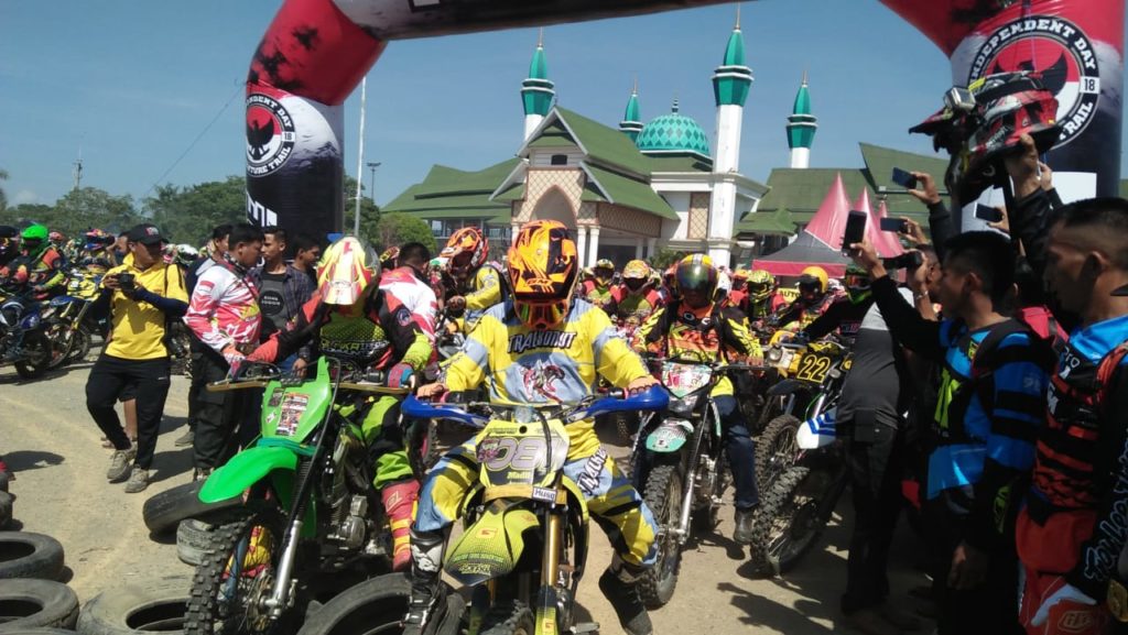 Ribuan Rider Ramaikan One Day Trail Adventure Jelajah Alam Bumi Anoa
