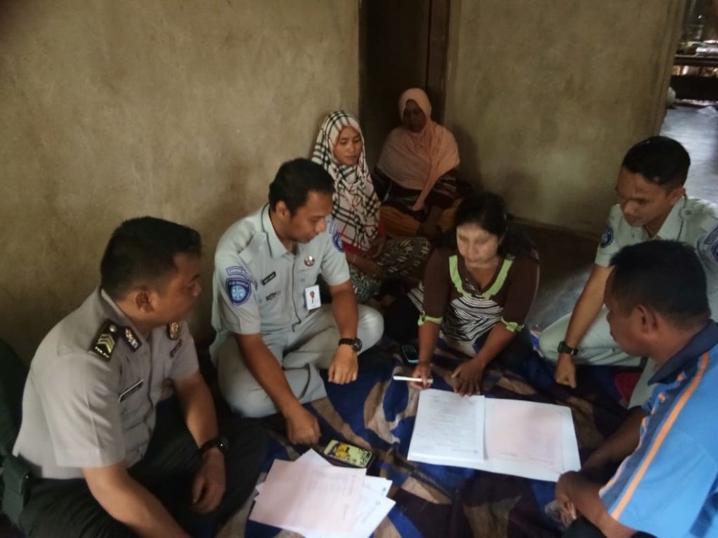 Jasa Raharja Sultra Santuni Korban KM Fungka Permata V