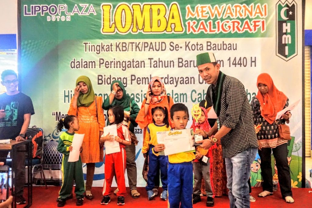 HMI Cabang Baubau Gelar Lomba Mewarnai Kaligrafi Tingkat TK