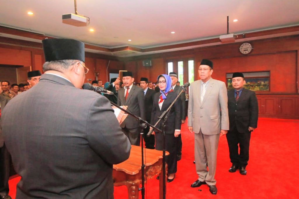 Kadis Dikbud Sultra Nonjob