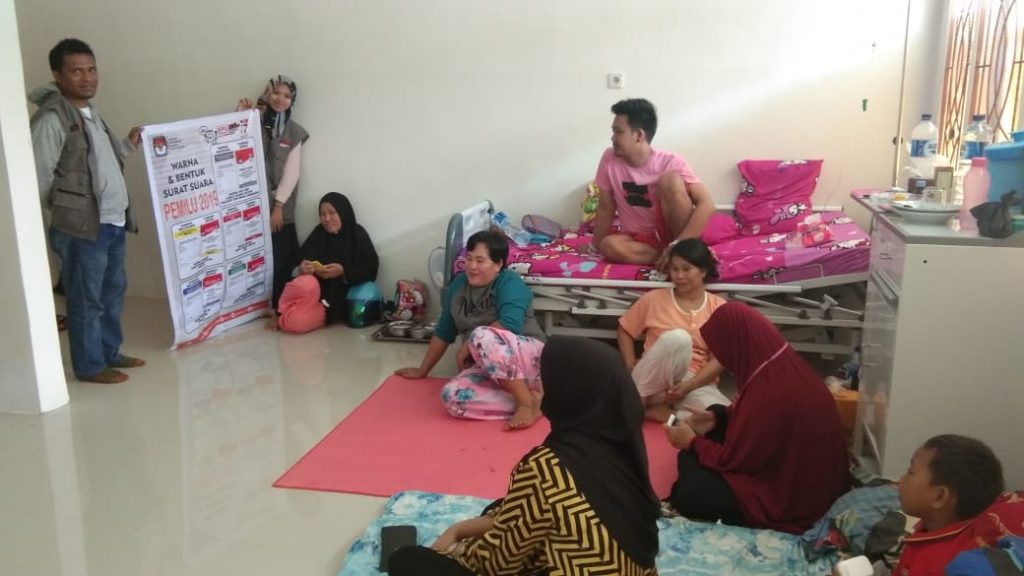 Relawan Demokrasi Gelar Sosialisasi ke Pasien RSUD Kendari