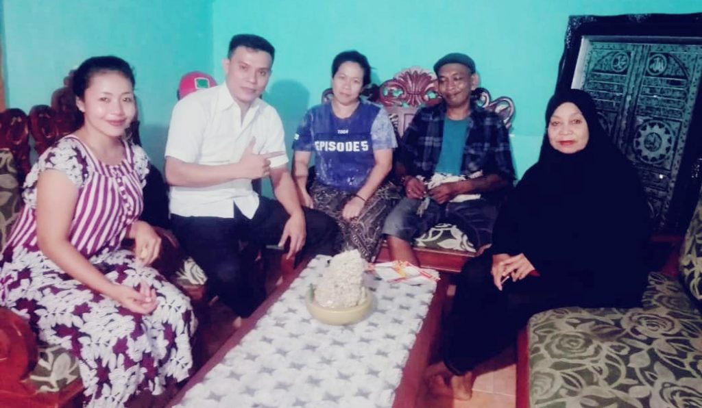 Door to Door, Cara Hasruddin Serap Aspirasi Warga Mandonga dan Puuwatu