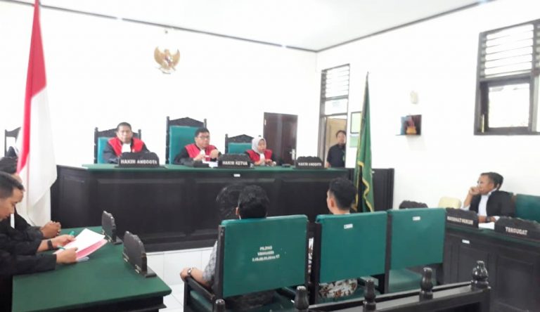 Sidang Perdana Dua Politisi PKS Digelar, Jaksa Tebar Ancaman 1 Tahun Penjara