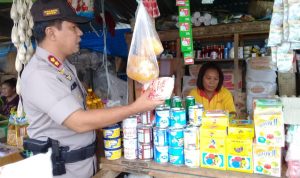 Pastikan Harga Tetap Stabil, Polres Muna Gelar Operasi Pasar