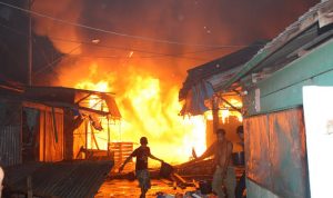 Pasar Sikeli Dilalap Api, Enam Kios Ludes