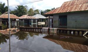 Warga Mengeluh, Distribusi Bantuan Korban Banjir Tidak Merata