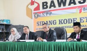 Di Sidang DKPP, KPU dan Bawaslu Buteng Saling Tuding Soal PSU TPS 03 Watolo