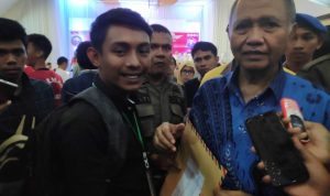 KNPI Serahkan Dokumen Kasus Korupsi TPI Wameo ke KPK