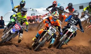 MX1060-007_Bridgestone_Masters_Dick_Law_01_m01-1040x692