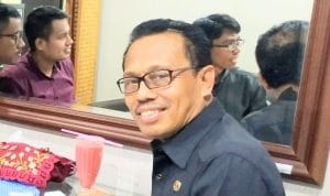 Mantan Pj Gubernur Jateng Tantang Rusman dan Rajiun di Pilkada Muna 2020