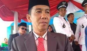 20 Anggota DPRD Konut Terpilih dapat Lencana Emas 5 Gram