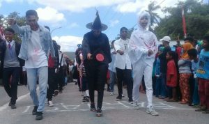 Barisan Horor Karang Taruna Gu Timur Menyita Perhatian Warga