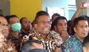Mahasiswa UHO Lempari Gedung Rektorat, Ini Pemicu Utamanya