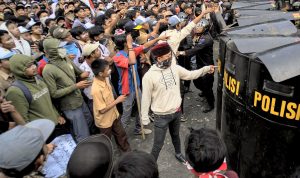 Jenderal, Ini Demonstran, Bukan Perusuh