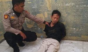 Video: Detik-detik Dua Pelaku Penusukan Wiranto Diamankan