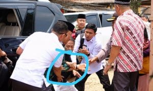 Video: Wiranto Tumbang Ditusuk OTK di Pintu Gerbang Alun-alun Pandeglang