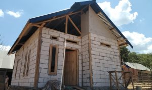 590 Warga Bombana Peroleh Bantuan Bedah Rumah Tahun Ini