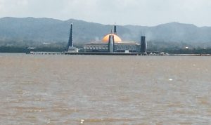 masjid al alam