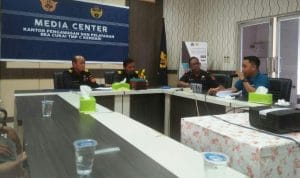 PT Tiran Indonesia Diduga Beli Cargo Ore Diluar IUP