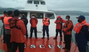 Dihantam Ombak Saat Memancing, Lima Orang Warga Kolaka Dilaporkan Hilang di Laut