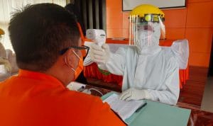 59 Personil Basarnas Kendari Jalani Rapid Test Covid-19