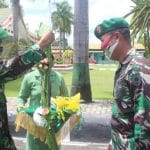 Dandim 1412/Kolaka Laksanakan Tradisi Penjemputan Masuk Satuan