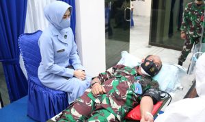 Jelang HUT TNI ke-75, Lanud Halu Oleo Gelar Donor Darah