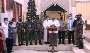 Gubernur Sultra Kunjungi Sejumlah Gereja Pastikan Pengamanan Natal