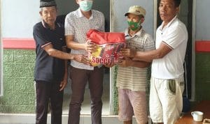 Anggota DPRD Konut Berikan Bantuan Fasilitas Olahraga di Kecamatan Asera