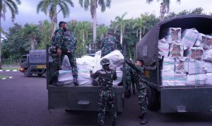 Korem 143/HO Kirim Belasan Ton  Sembako untuk Korban Gempa di Sulbar