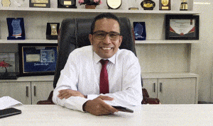 Rektor-UHO-Prof.-Dr.-Muhammad-Zamrun-Firihu.2