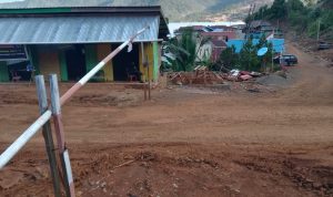 Kades Marombo Pantai Diduga Lakukan Pungli Pada Kendaraan yang Melintas