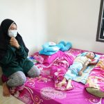 Korem 143/HO Serahkan Bantuan kepada Anak Yatim yang Menderita Infeksi Paru