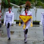 Meski Diguyur Hujan, Upacara Peringatan HUT RI di Kota Kendari Berlangsung Hikmat