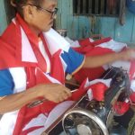 ASR Kendari Beri Bantuan Mesin Jahit Kepada KUBE Penjahit Puuwatu