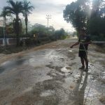 Warga Konawe Selatan Keluhkan Debu Jalan Kendari-Motaha