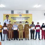 Wali Kota Kendari Serahkan Bantuan Korban Bentrokan Dua Ormas