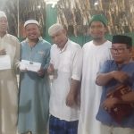 Relawan ASR Konsel Serahkan Bantuan Dana Renovasi Mesjid di Desa Onewila