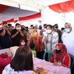 Mendagri Tito Karnavian Pantau Pelaksanaan Vaksinasi di Kendari