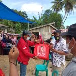 Puan Maharani Berikan Bantuan Beras kepada Masyarakat Pedesaan di Sultra