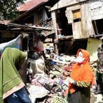 Ketua TP-PKK Kota Kendari Bantu Warga Kurang Mampu di Kelurahan Bende