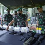 Pangdam Hasanuddin Cek Kesiapan Personel Satgas Pamtas RI-PNG Yonif 725/Wrg